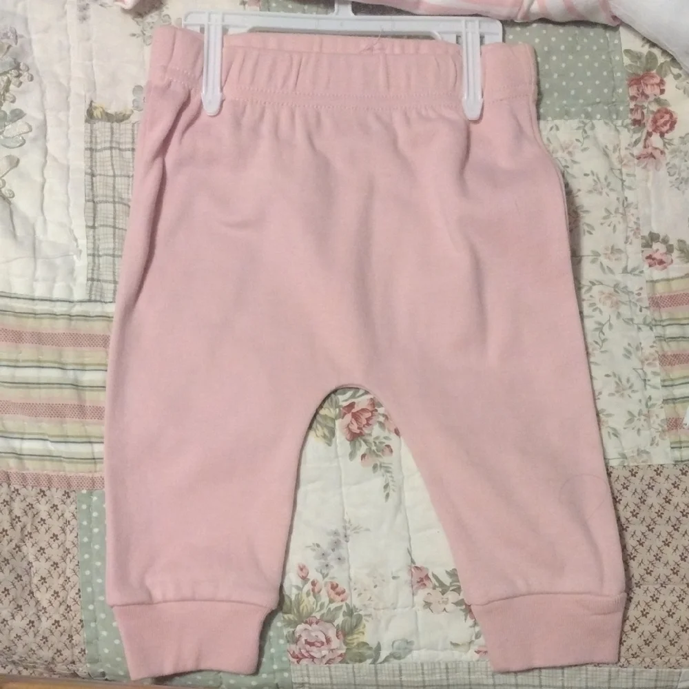 Pink Baby Outfit Set with Rainbow Bib - Picture 8 of 9